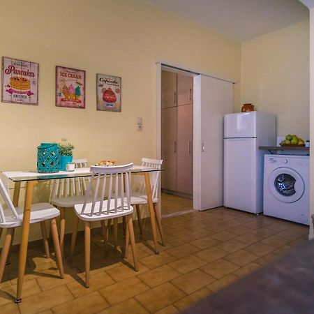 Penny'S Apartment Exambela Екстер'єр фото