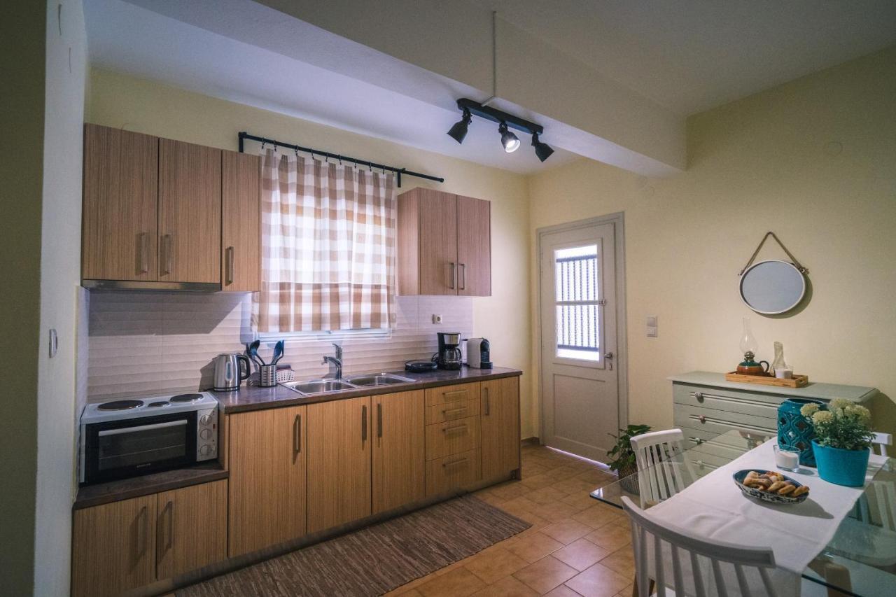 Penny'S Apartment Exambela Екстер'єр фото