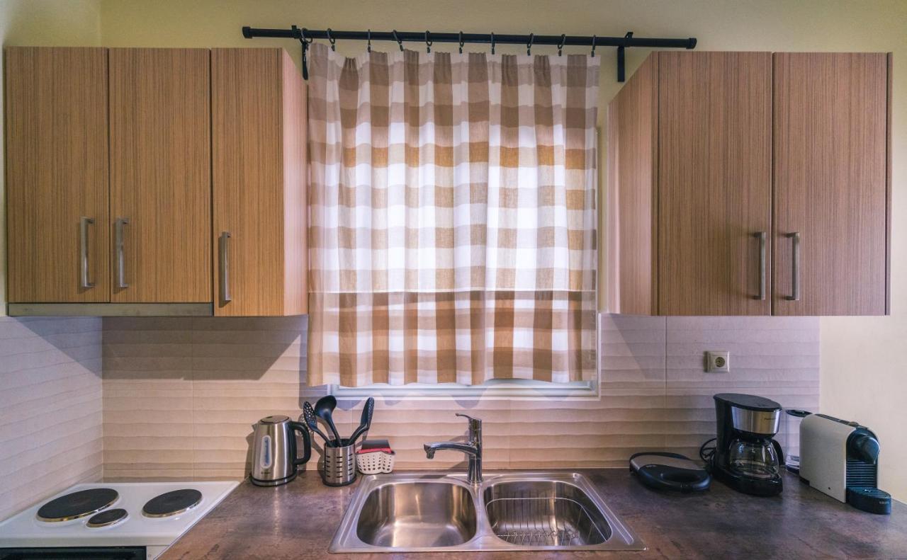 Penny'S Apartment Exambela Екстер'єр фото